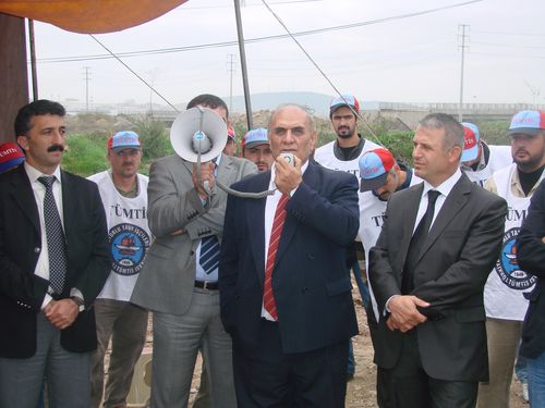 ICEM, IUF ve ITF temsilcileri, Unilever depoları önünde 147 gündür direnen TÜMTİS üyesi işçileri ziyaret etti