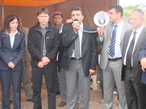 ICEM, IUF ve ITF temsilcileri, Unilever depoları önünde 147 gündür direnen TÜMTİS üyesi işçileri ziyaret etti