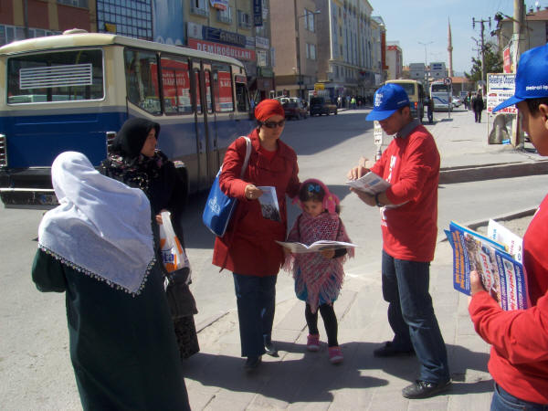 'Sendikalı Ol!' kampanyası Ankara Sincan'da