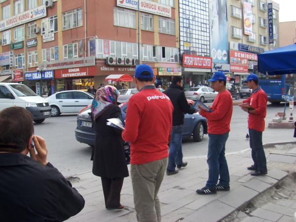 'Sendikalı Ol!' kampanyası Ankara Sincan'da