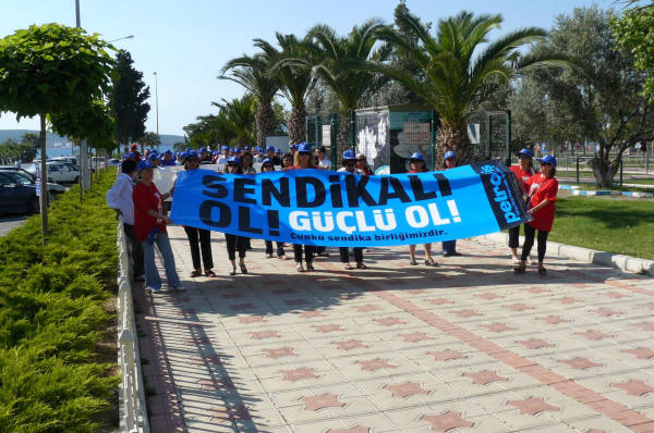 'Sendikalı Ol' kampanyası Aliağa'da