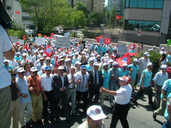 Sendikamız Filistin ve Lübnan'a saldırıları kınadı