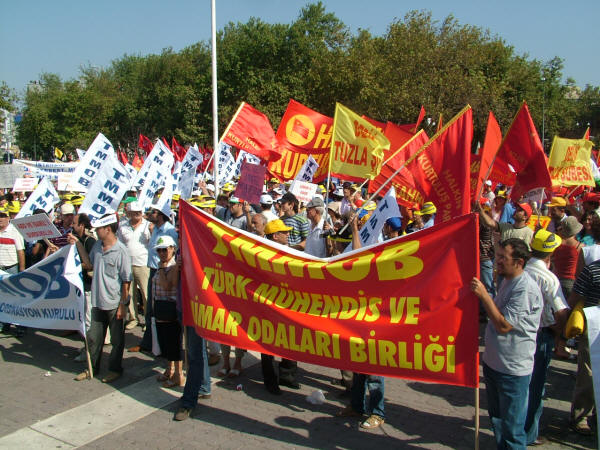 ABD ve İsrail Kadıköy'de protesto edildi