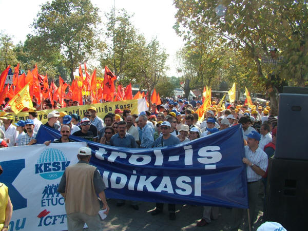 ABD ve İsrail Kadıköy'de protesto edildi