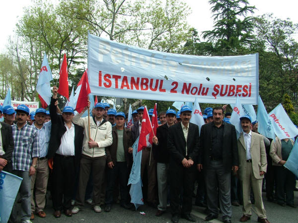 Baskıya rağmen Taksim'e çıkıldı
