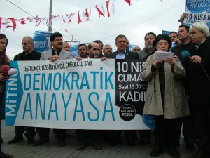 ‘Sorunlar ancak köklü bir anayasa değişikliğiyle çözülür’