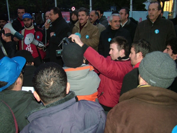 'Sorunlarınızı örgütlenerek çözebilirsiniz'