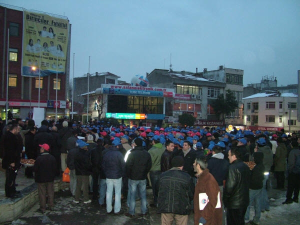 'Sorunlarınızı örgütlenerek çözebilirsiniz'