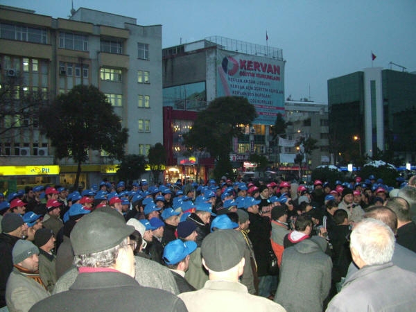 'Sorunlarınızı örgütlenerek çözebilirsiniz'