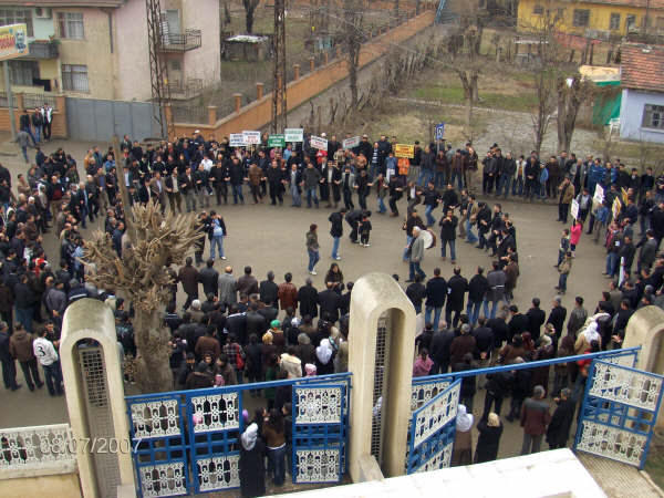 Üyelerimiz kadroya alınmalıdır