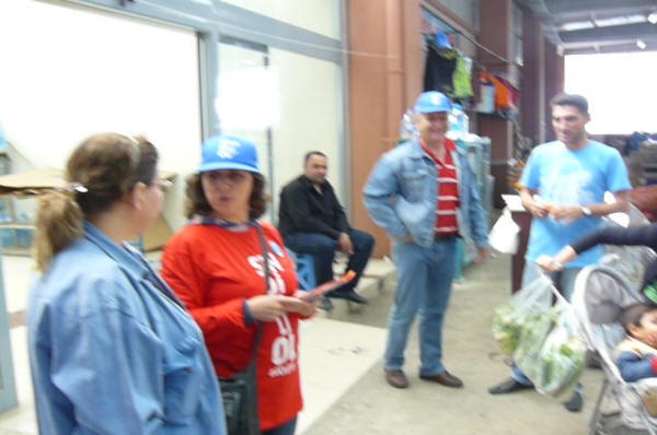 'Sendikalı Ol' kampanyası Aliağa'da