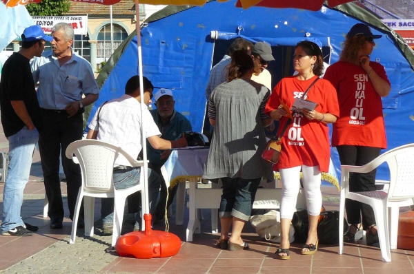 'Sendikalı Ol' kampanyası Aliağa'da