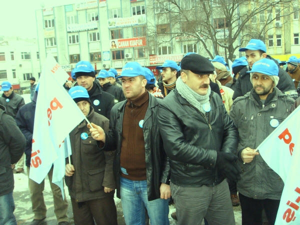 'Sorunlarınızı örgütlenerek çözebilirsiniz'