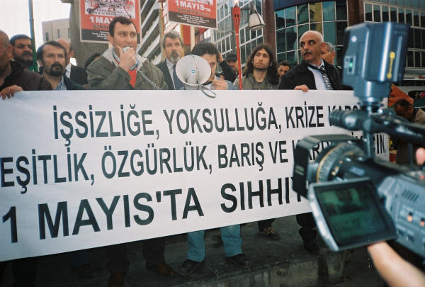 1 Mayıs’ta Sıhhiye meydanındayız