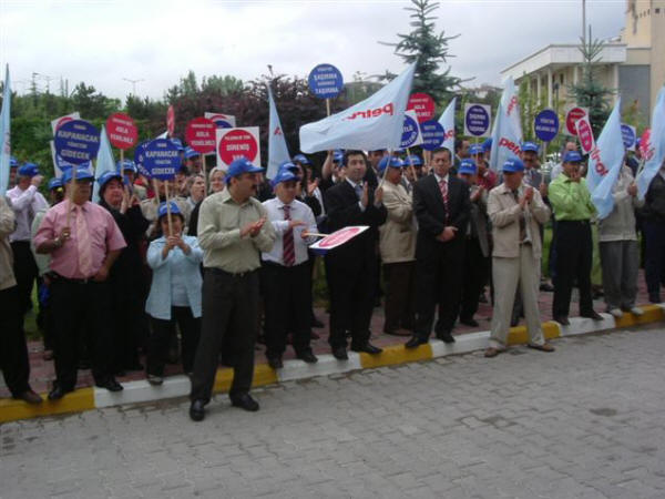 Botaş işçileri iş bıraktı