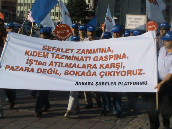 TBMM/Dikmen kapısı önünde kitlesel eylem