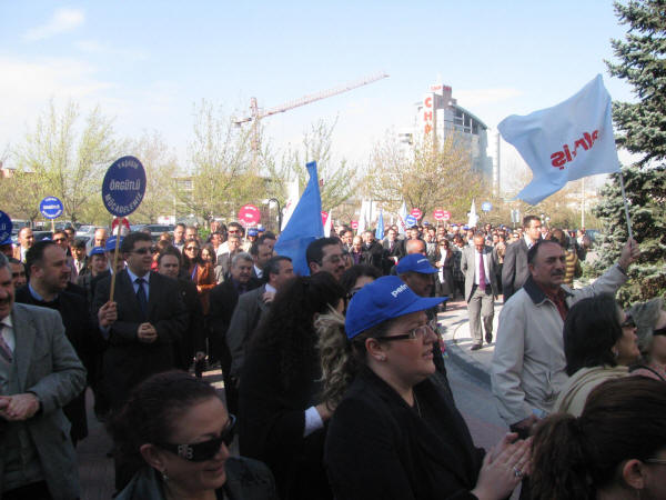 TPAO'da TİS’e yönelik uyarı eylemi