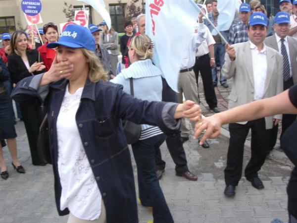 Botaş işçileri iş bıraktı