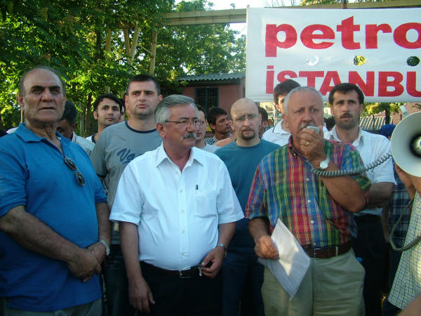 Kadıoğlu Kozmetik işçisi boyun eğmeyecek