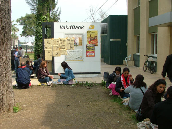 Tariş İplik Fabrikası çalışanları ziyaret edildi