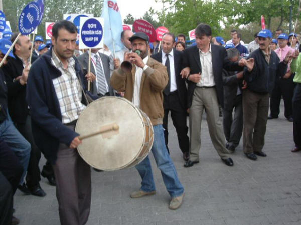 Botaş işçileri iş bıraktı