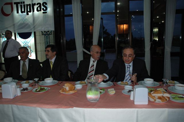 Batman Şube'de iftar yemeği