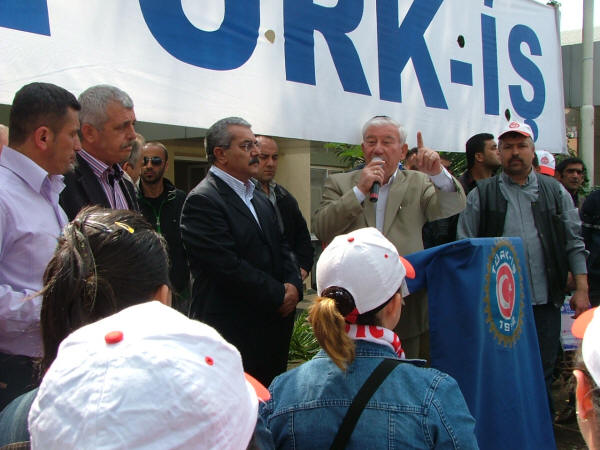 Tariş İplik Fabrikası çalışanları ziyaret edildi