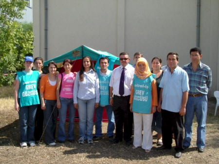 Novamed grevi coşkulu başladı