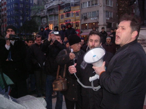 Taşeronlaşmayı protesto ettiler