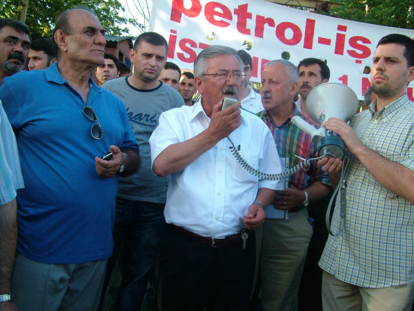 Kadıoğlu Kozmetik işçisi boyun eğmeyecek