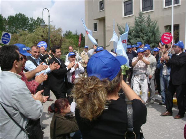 Botaş işçileri iş bıraktı