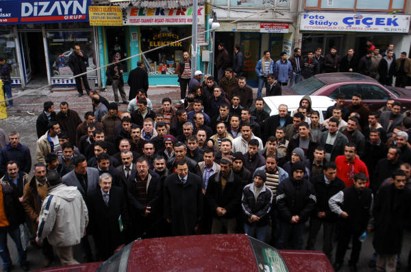 Petlas işçileriyle istişare toplantısı