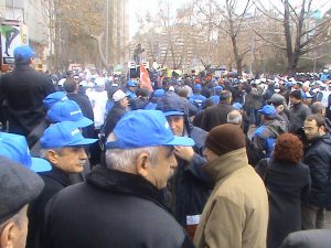 TEKEL işçilerine destek amacıyla Güvenpark’ta toplantı