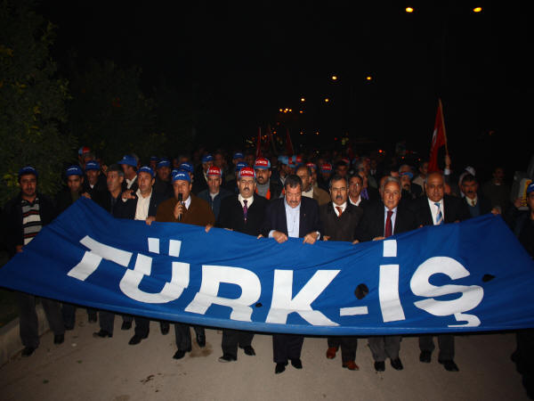 Tekel işçileri ile dayanışma