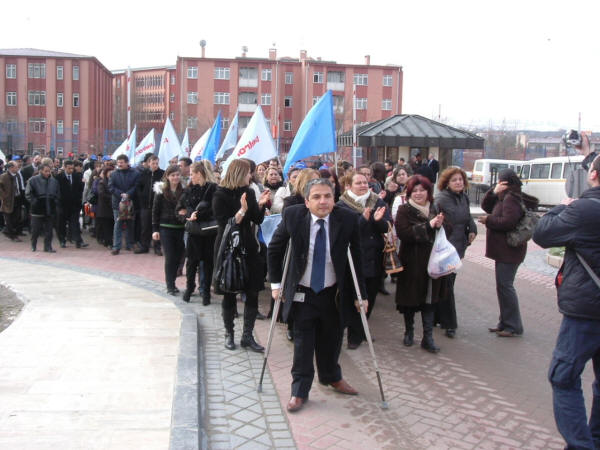 TPAO ve BOTAŞ'ta TİS’e yönelik uyarı eylemleri