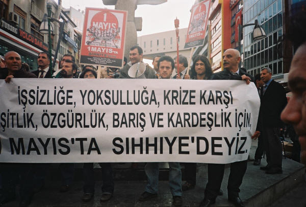 1 Mayıs’ta Sıhhiye meydanındayız