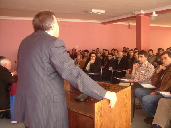 Petlas’ta yeni üyelere eğitim