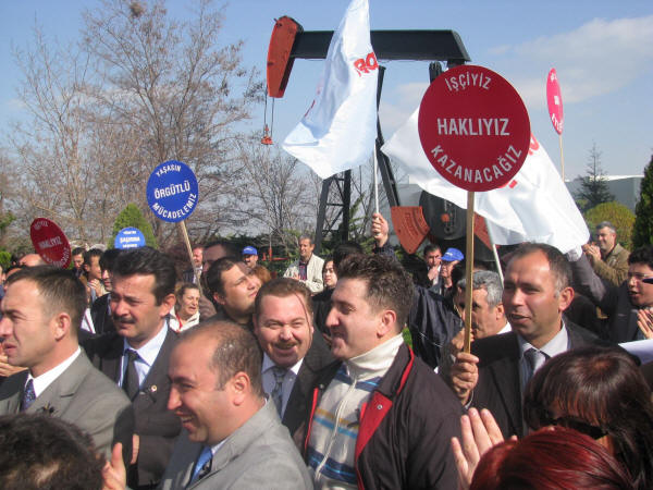 TPAO'da TİS’e yönelik uyarı eylemi