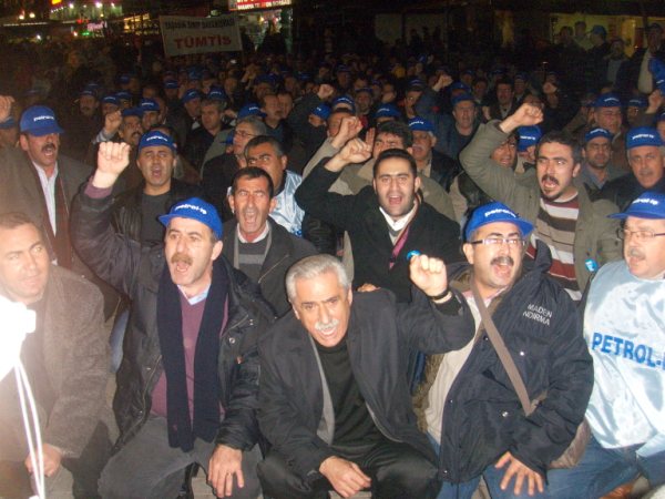 Tekel direnişinin 68. gününde sınıf dayanışması