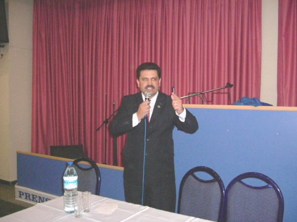 Petrol-İş'ten üyelerine iftar yemeği