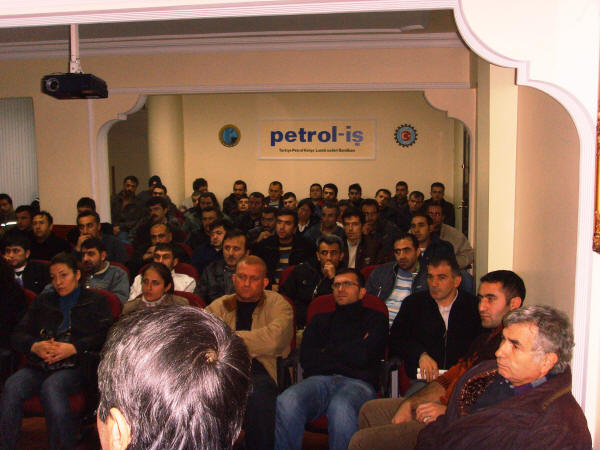 Ekonomik krizle ilgili sunum yapıldı