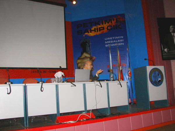 Üyelerimizden 'daha fazla iç örgütlenme' çağrısı