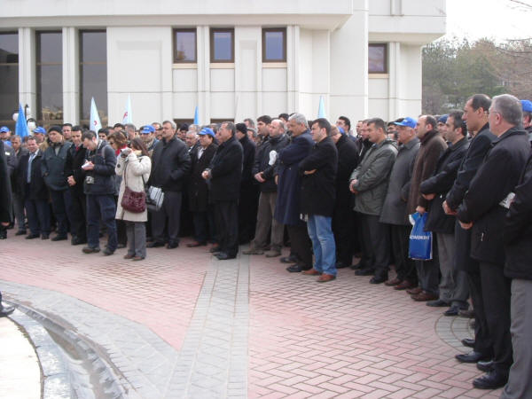 TPAO ve BOTAŞ'ta TİS’e yönelik uyarı eylemleri