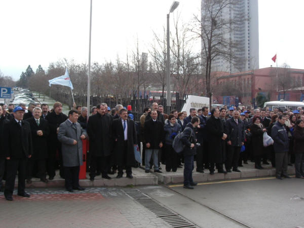 TPAO ve BOTAŞ'ta TİS’e yönelik uyarı eylemleri