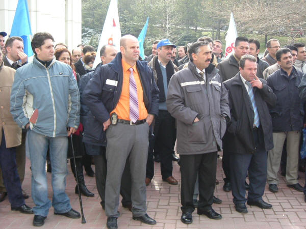 TPAO ve BOTAŞ'ta TİS’e yönelik uyarı eylemleri