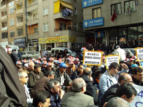 Tekel İşçileriyle dayanışma