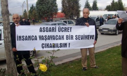 Patronlar kayıt dışı istihdamla tehdit ediyor