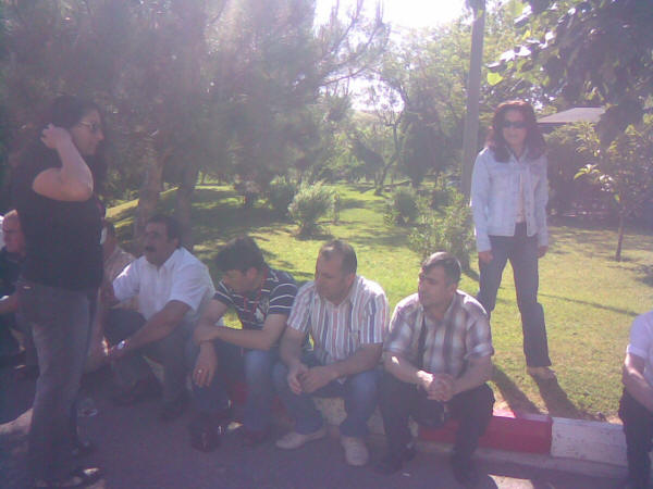 Pazara değil sokağa çıkıyoruz