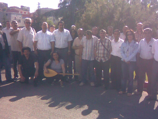 Pazara değil sokağa çıkıyoruz