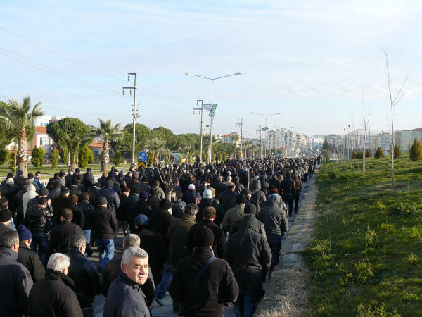 Aliağa Şubemiz'de iş bırakma eylemi
